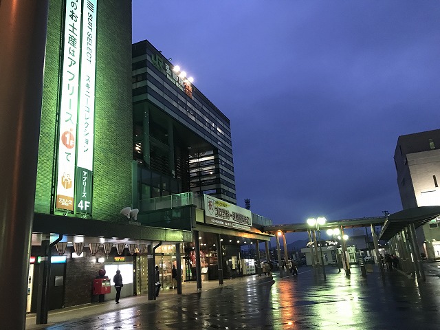 弘前駅　中古車　ＡＭＤ